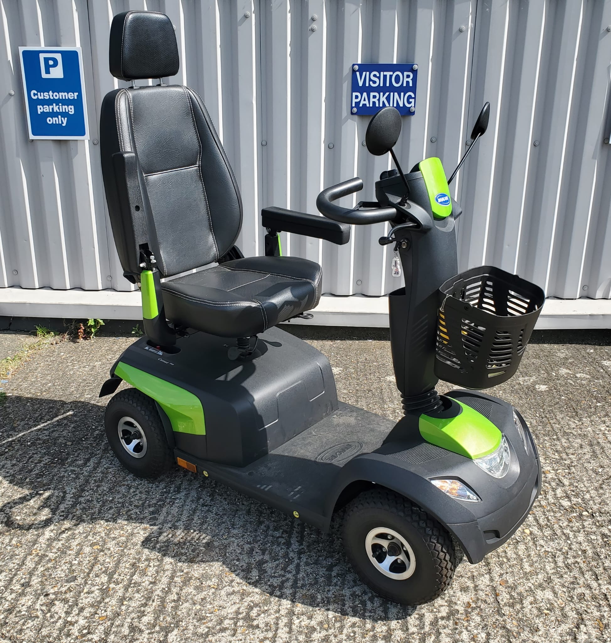 Invacare Comet Pro 8mph Mobility Scooter EzzE Mobility